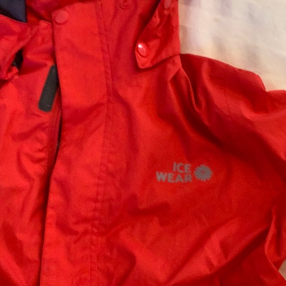 Icelandic light weight all weather jacket with reflectors. - Picture 2 of 5
